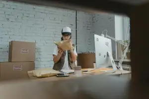 Linha de produção de filme stretch: produção flexível para embalagens de e-commerce de alta resistência