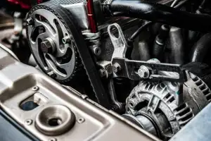 Application de la Ligne de production de film étirable à 5 couches dans l'industrie de l'emballage de pièces automobiles et de motos
