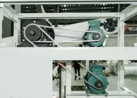 Sistema de bobinagem para máquina de filme bolha