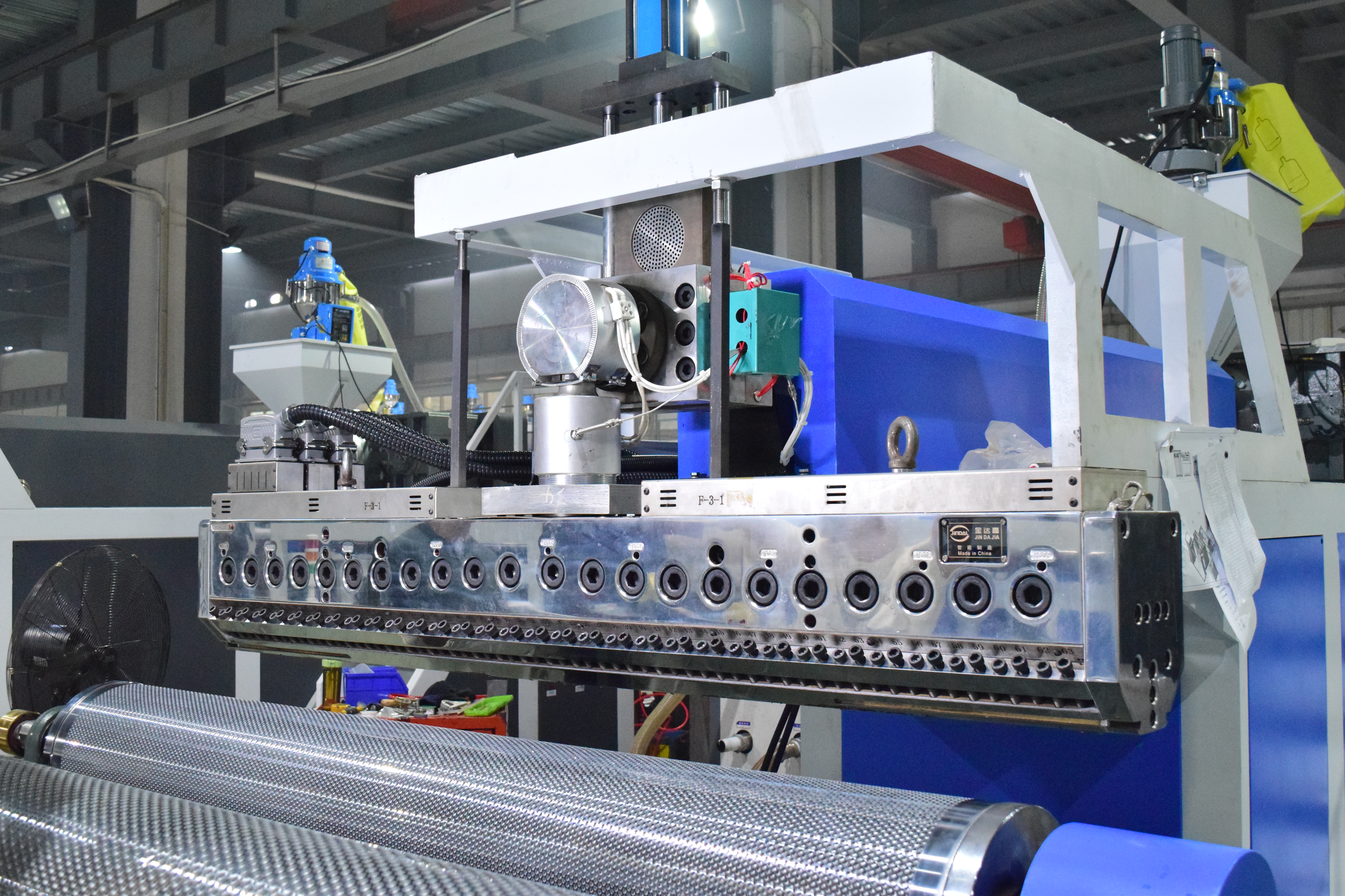 Why P20H/1.2311 Steel is the Top Choice for Precision Extrusion T-Dies?